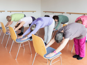 Pilates sur chaise - Association fibromyalgie Laurentides